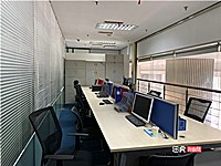 重慶渝中區(qū)中山三路國家級創(chuàng)業(yè)園，辦公室租賃2200元起，4A寫字樓，可公司地址掛靠，提供對公開戶場地照相