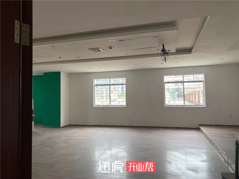 重慶沙坪壩區(qū)紅巖廣場(chǎng)創(chuàng)業(yè)園